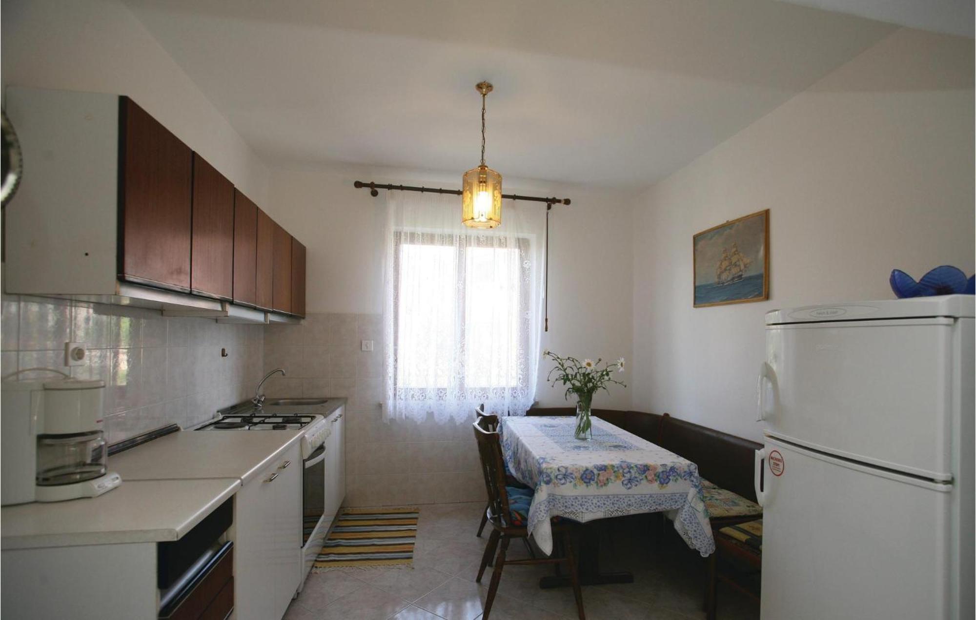 2 Bedroom Gorgeous Apartment In Labin Raša エクステリア 写真